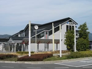 JR加茂駅
